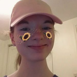 Meet your Posher, Kaila